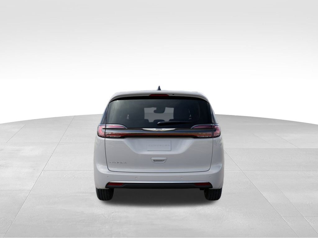 New 2026 Chrysler Pacifica Select FWD image 8