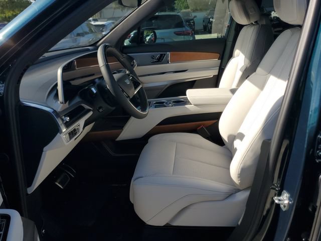 New 2027 Cadillac Vistiq Luxury AWD/4WD image 8