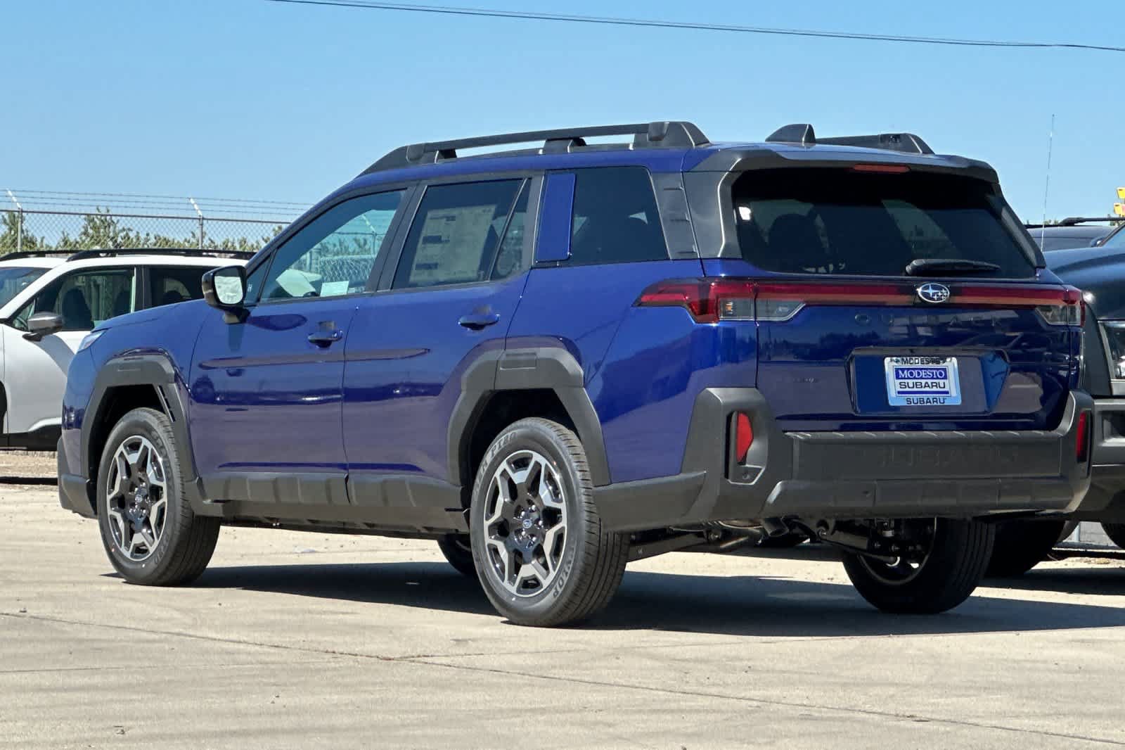 New 2026 Subaru Outback Touring AWD/4WD image 5