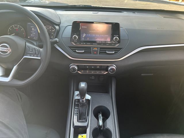 Used 2022 Nissan Altima 2.5 S image 18