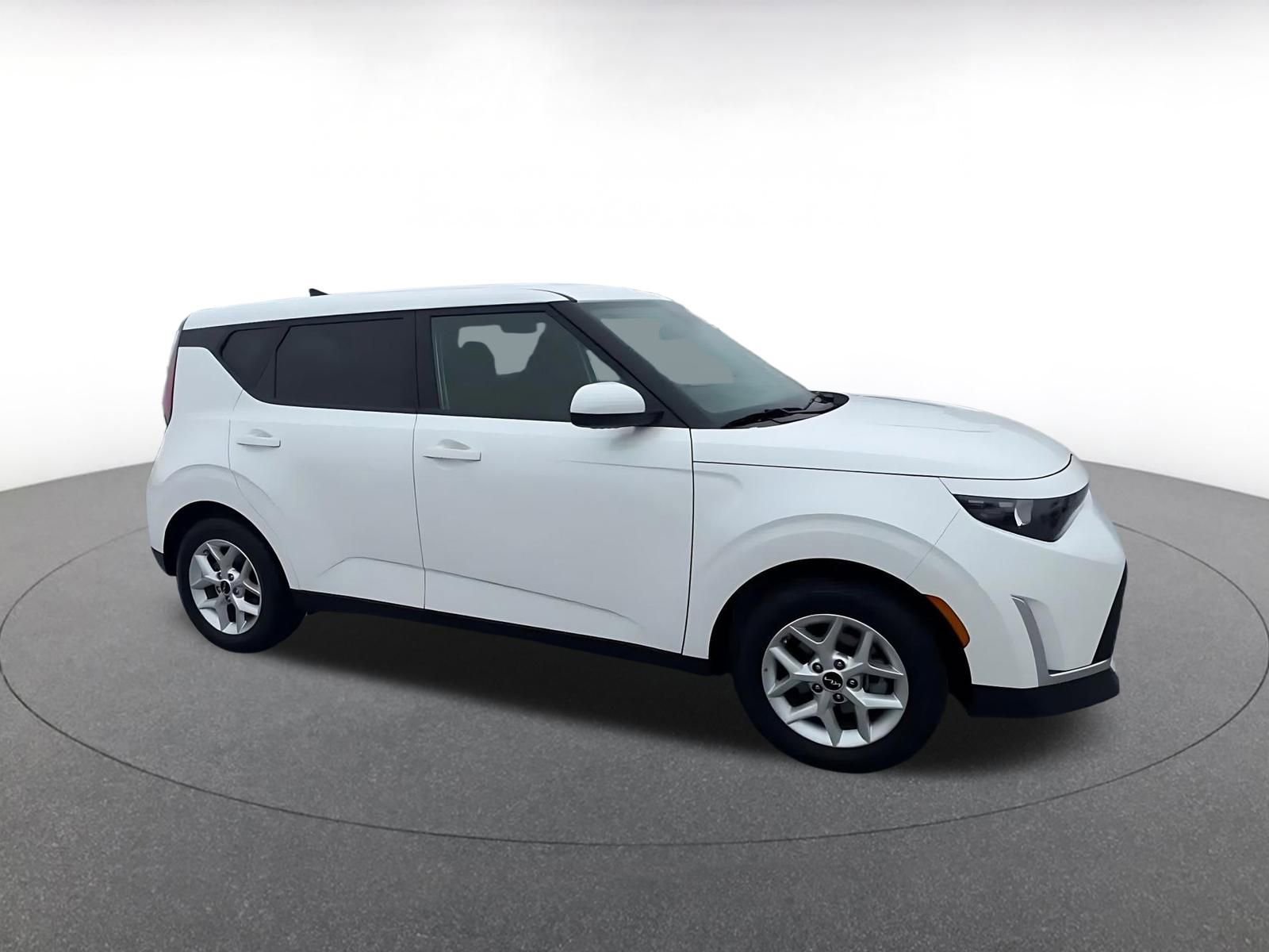 Used 2025 Kia Soul LX w/ LX Technology Package video 2