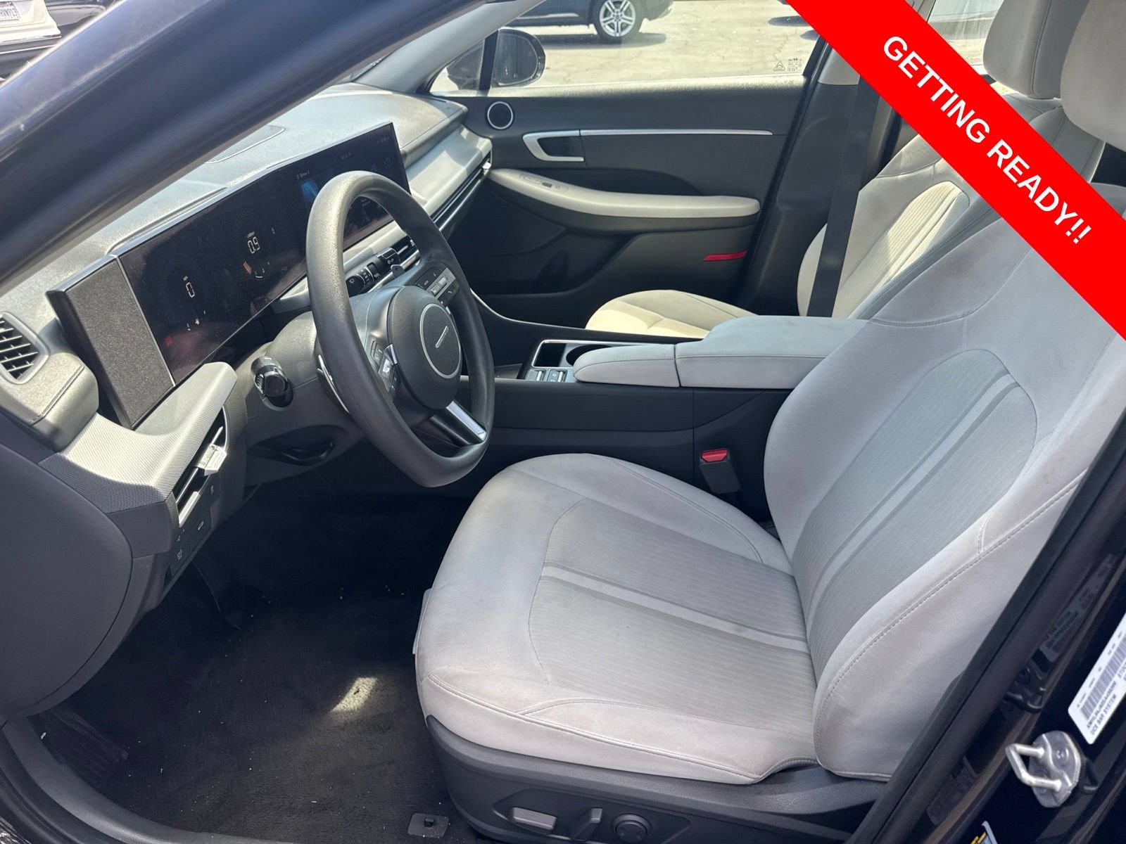 Used 2024 Kia Forte LXS FWD image 4