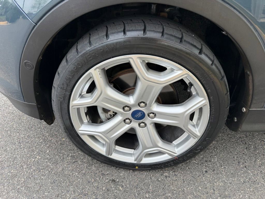 Used 2019 Ford Escape Titanium AWD/4WD image 12