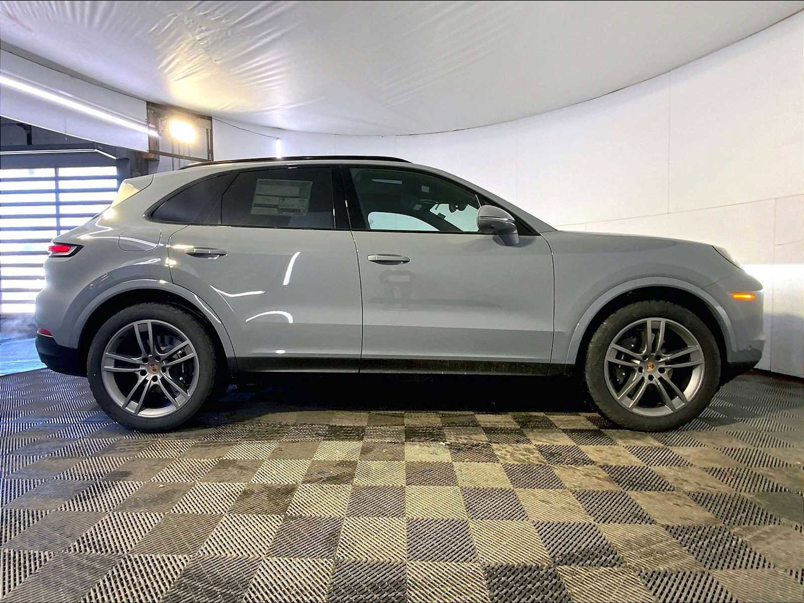 New 2026 Porsche Cayenne image 8