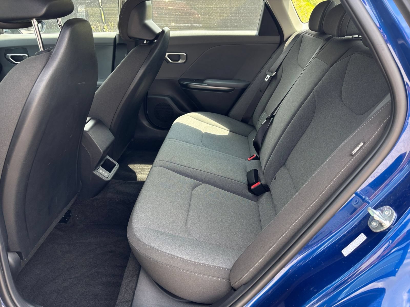 Used 2025 Kia K4 FWD image 25