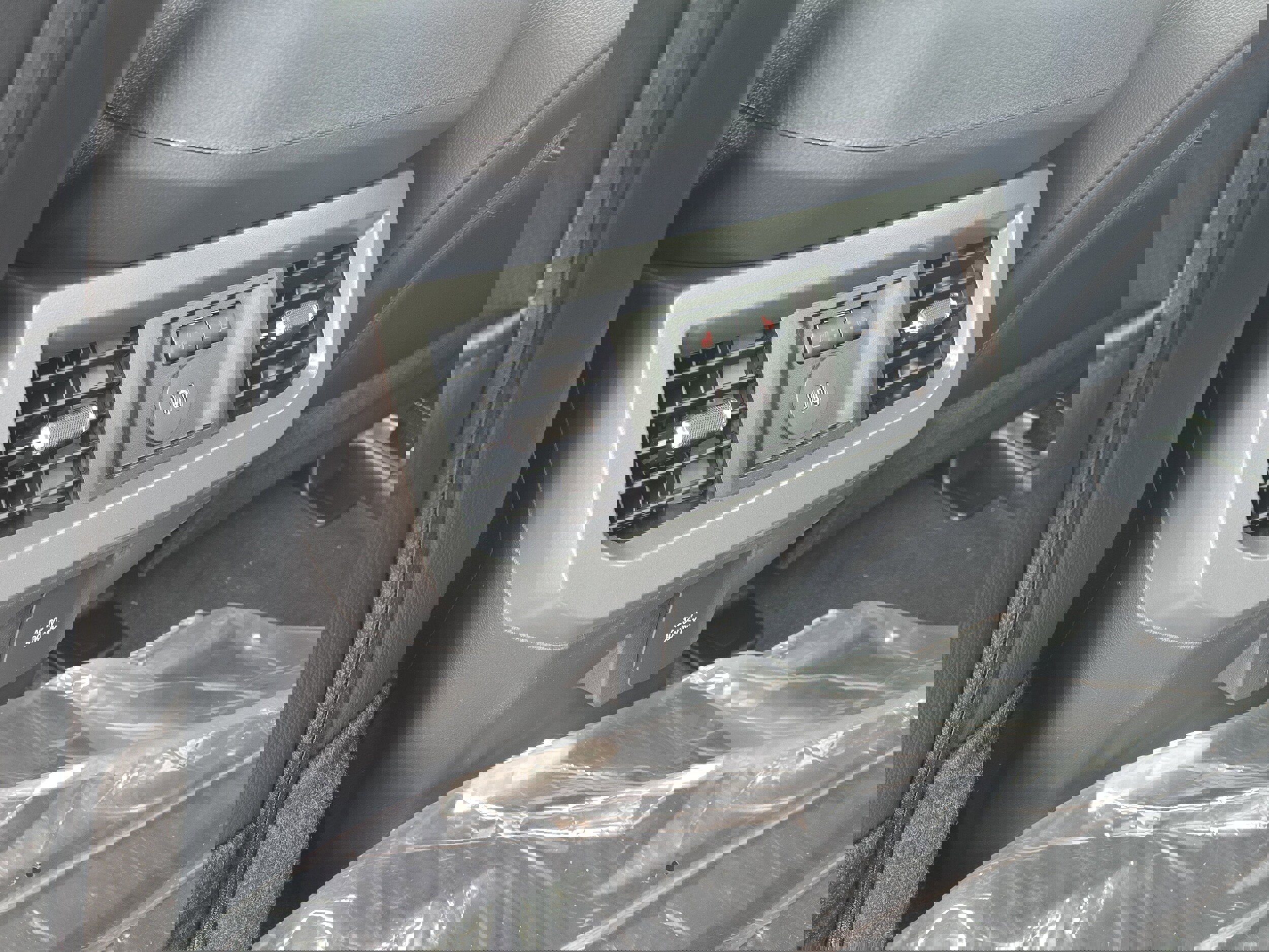 New 2026 Ford F350 Lariat w/ Lariat Premium Package image 25