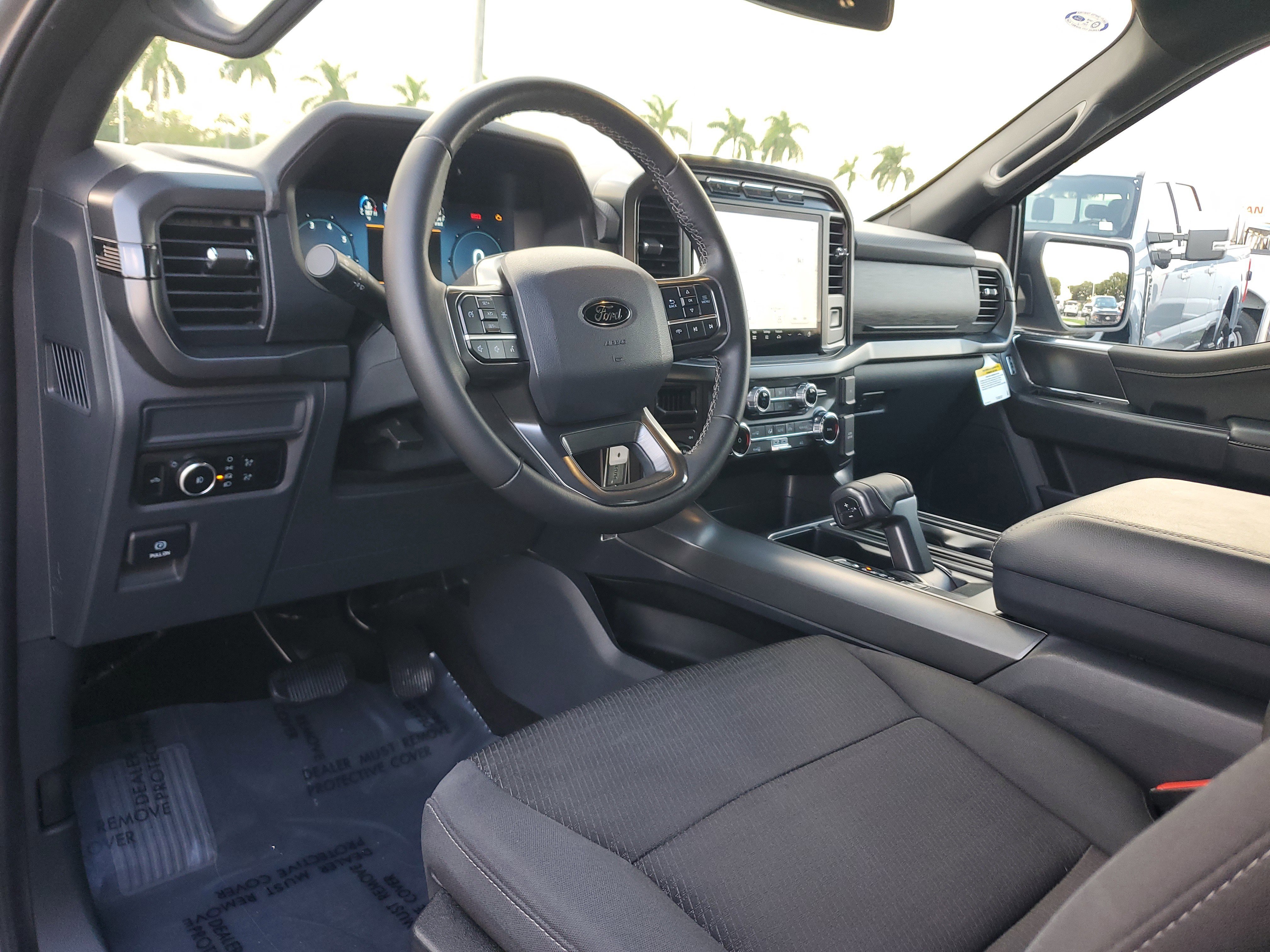 Used 2024 Ford F150 XLT w/ XLT Black Appearance Package image 6