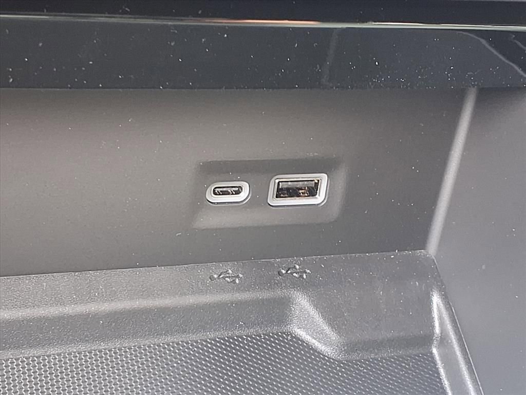 New 2026 GMC Yukon XL AT4 w/ AT4 Premium Plus Package image 6