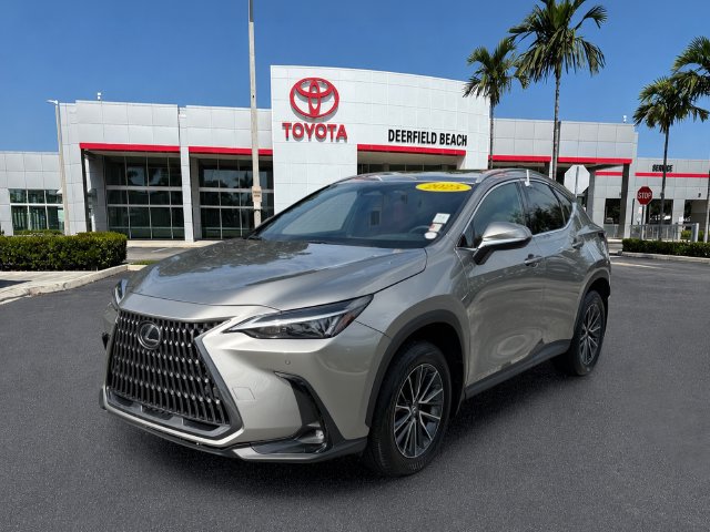 Used 2025 Lexus NX 250 FWD w/ Accessory Package (Z2) image 3