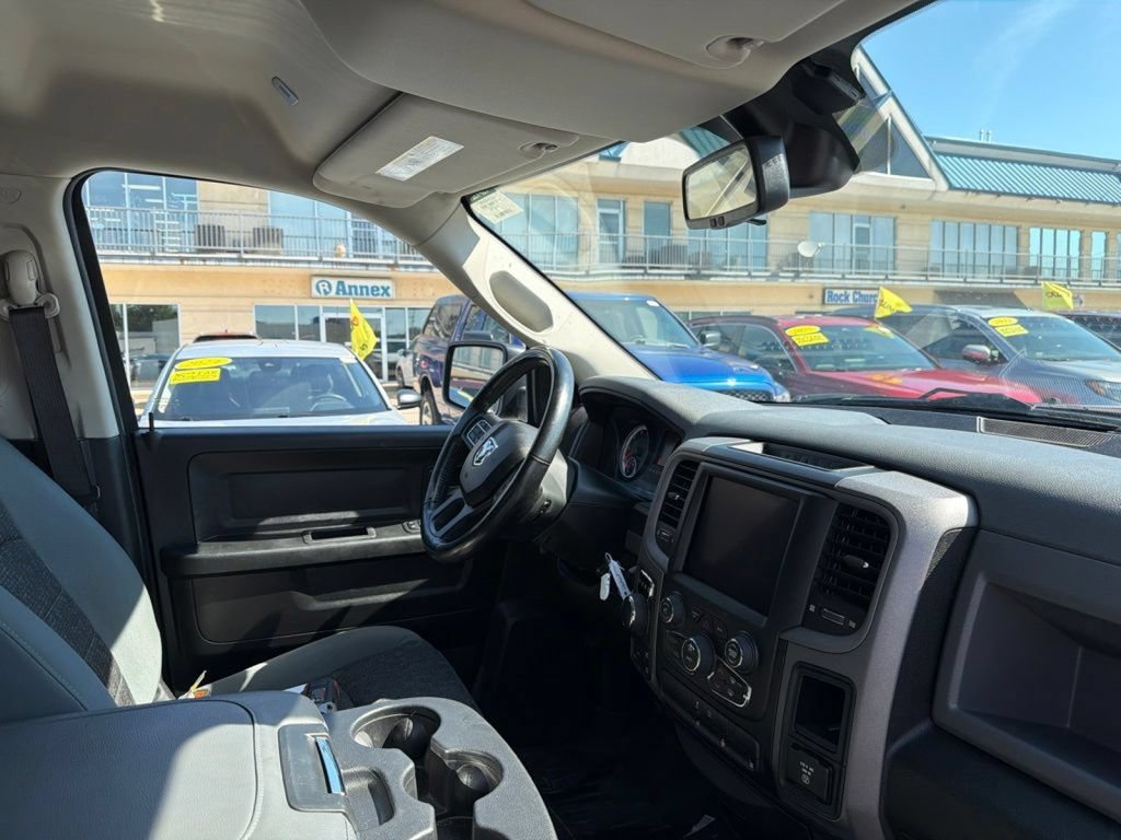 Used 2019 RAM 1500 Express w/ Wheel & Sound Group AWD/4WD image 13
