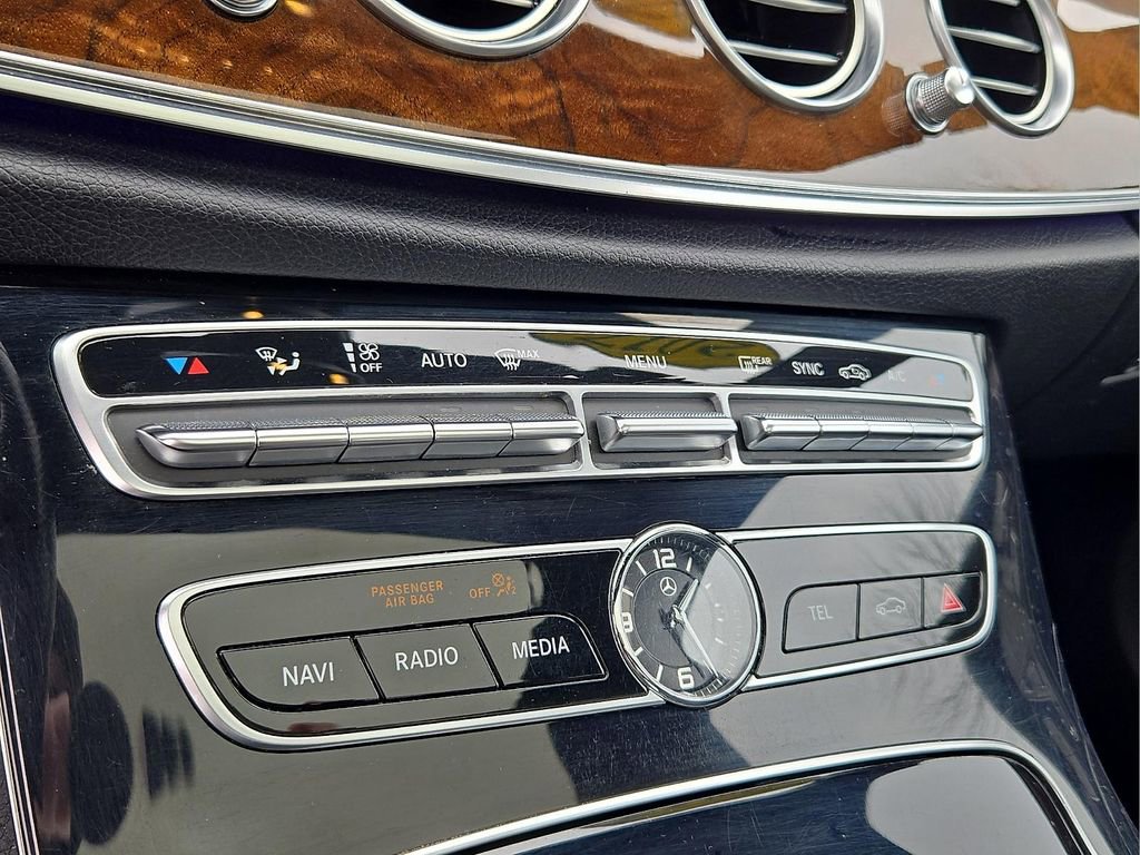 Used 2017 Mercedes-Benz E 300 4MATIC image 16
