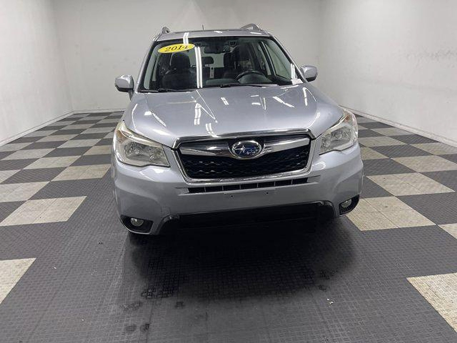Used 2014 Subaru Forester 2.5i Touring AWD/4WD image 6