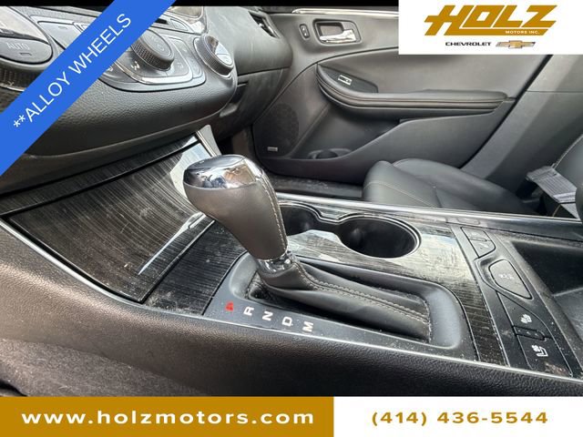Used 2017 Chevrolet Impala Premier w/ Enhanced Convenience Package image 17