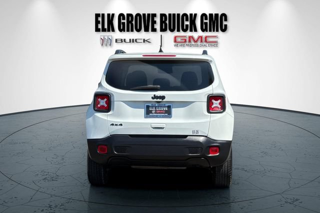 Used 2023 Jeep Renegade Latitude AWD/4WD image 5
