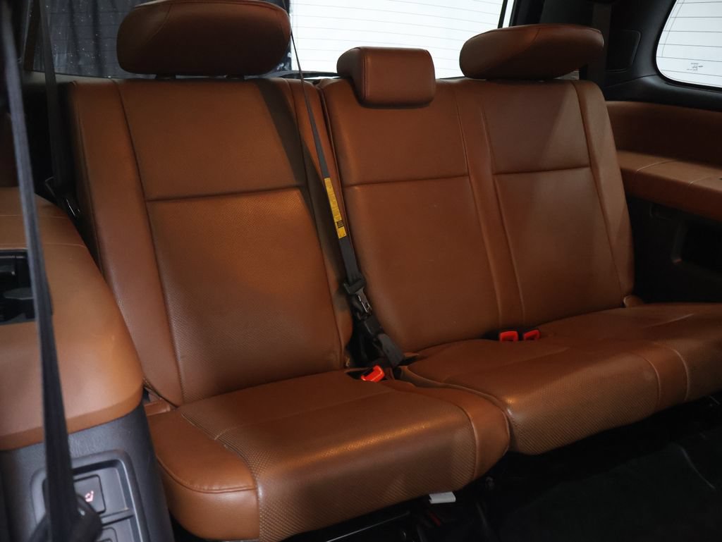 Used 2016 Toyota Sequoia Platinum AWD/4WD image 14