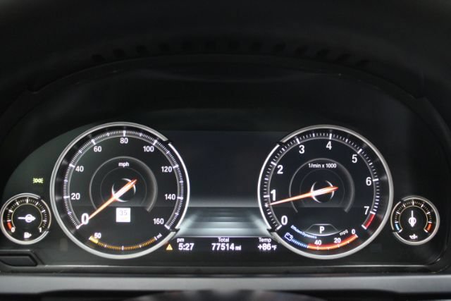 Used 2015 BMW 750Li xDrive AWD/4WD image 25