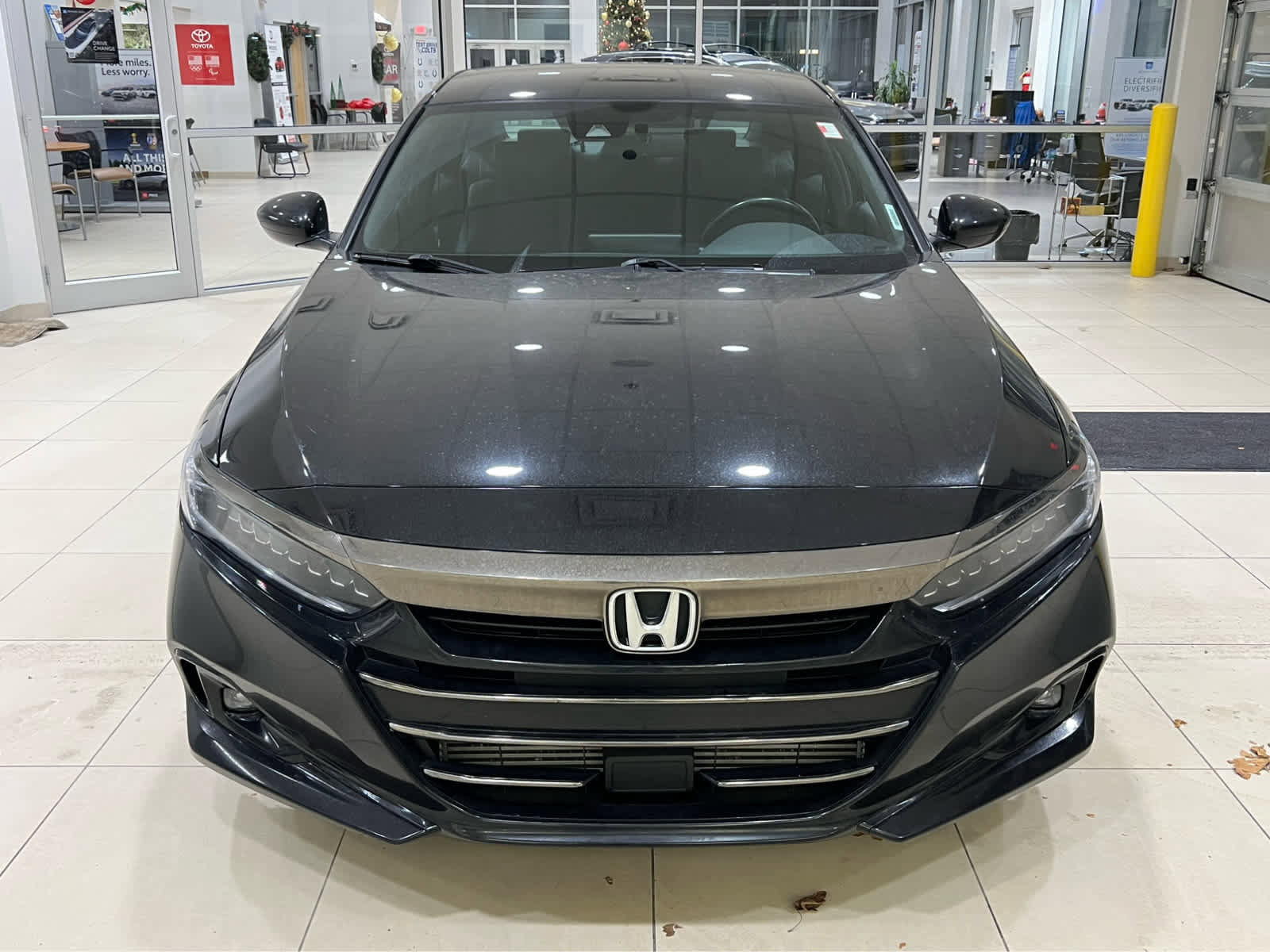 Certified 2022 Honda Accord Sport image 2