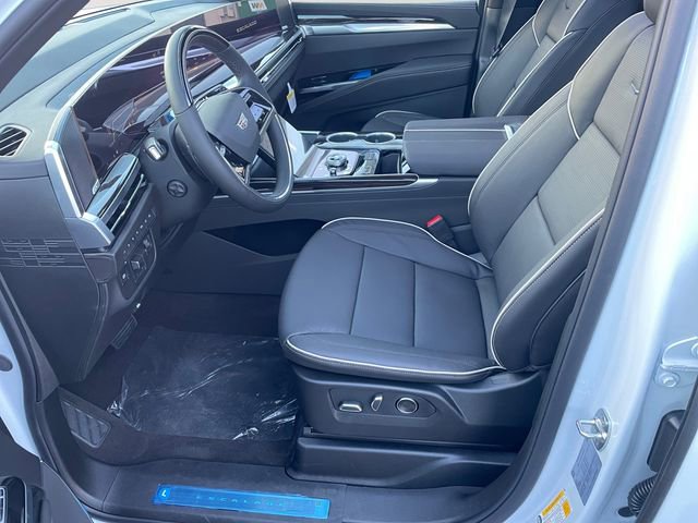 New 2026 Cadillac Escalade ESV Luxury w/ Touring Package image 9