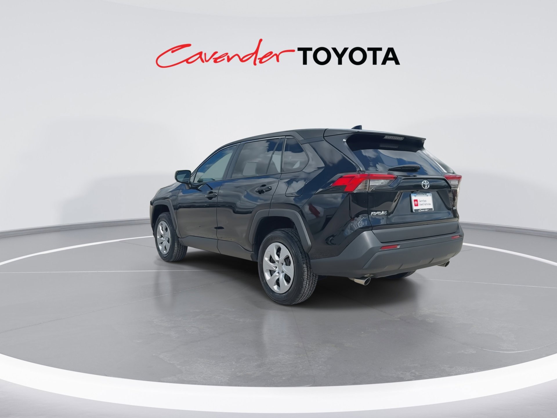 Certified 2025 Toyota RAV4 LE FWD image 6