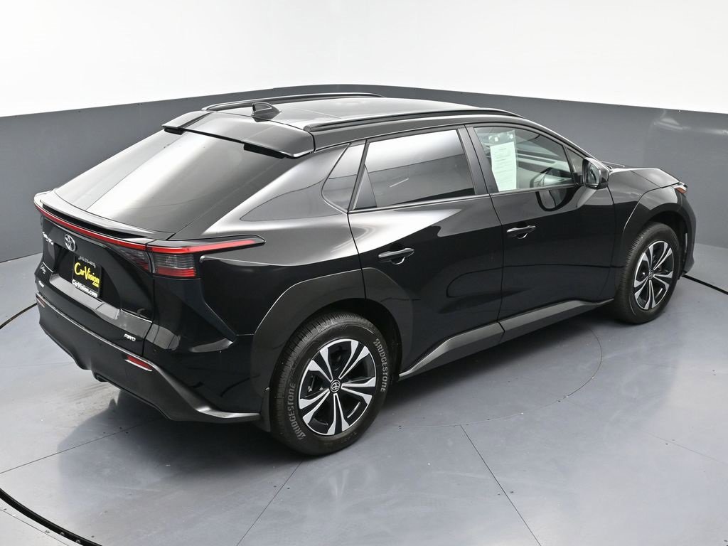 Used 2024 Toyota bZ4X XLE w/ Weather Package image 43