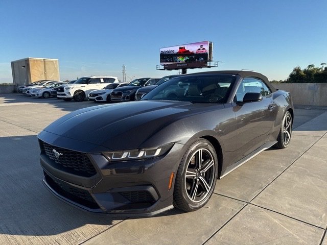 Used 2024 Ford Mustang Premium image 7