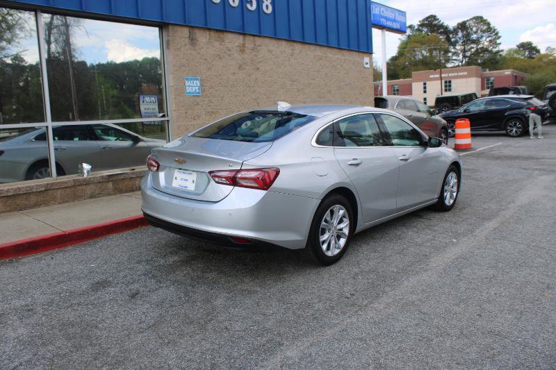 Used 2021 Chevrolet Malibu LT FWD image 2