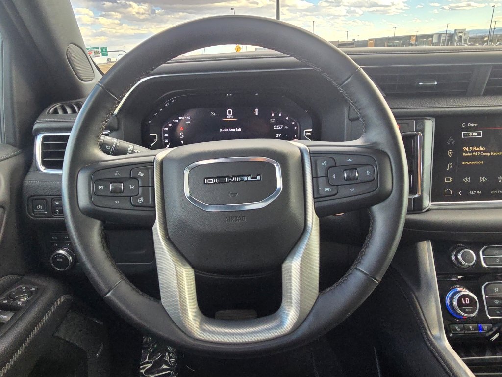 Used 2023 GMC Yukon Denali image 30