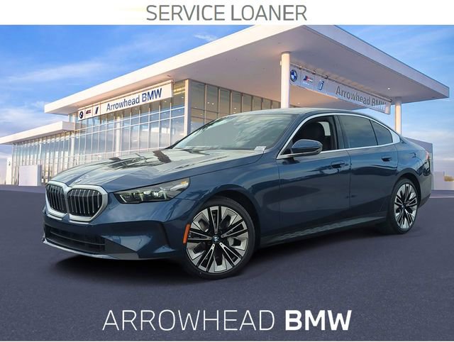 Used 2026 BMW 530i w/ Premium Package image 1