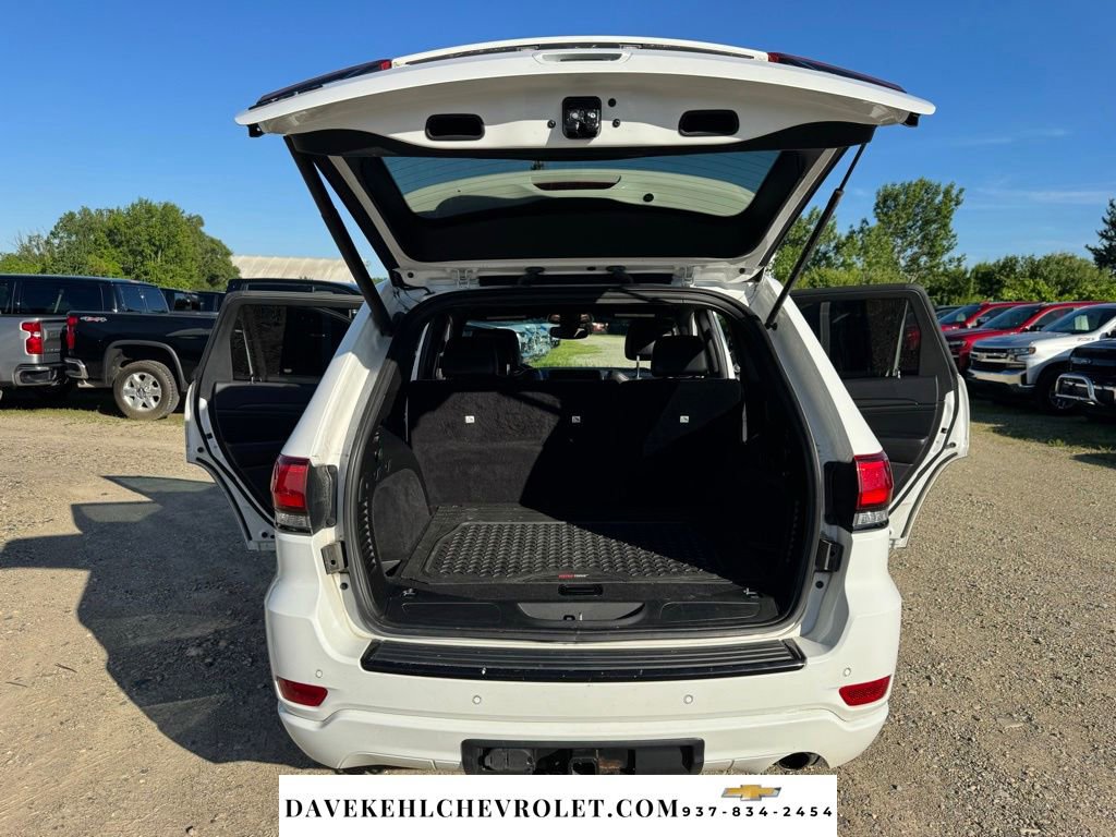 Used 2018 Jeep Grand Cherokee Altitude AWD/4WD image 34