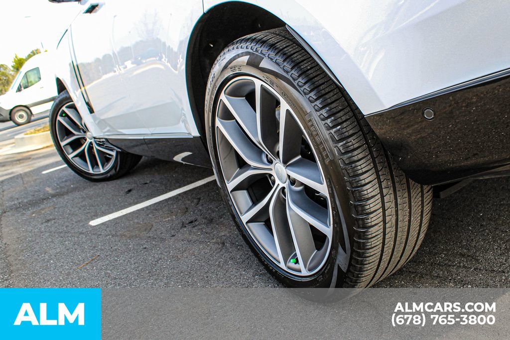 Used 2024 Land Rover Range Rover SE image 14