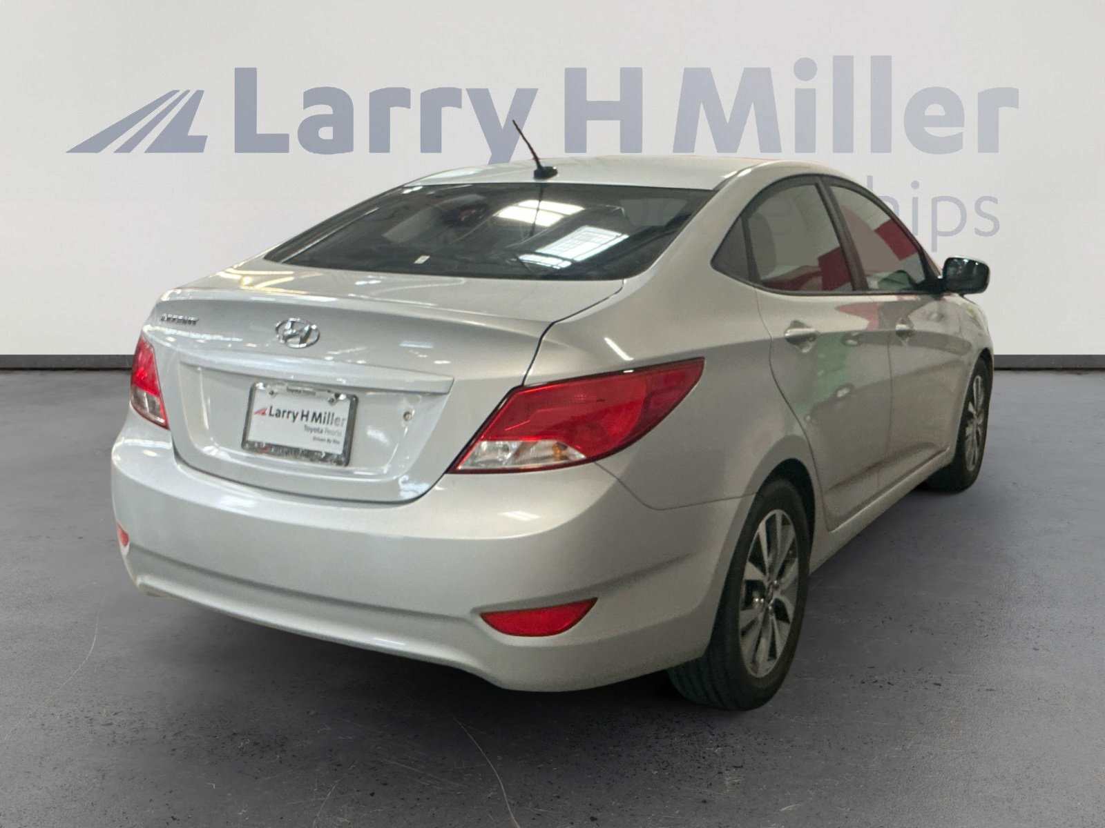 Used 2017 Hyundai Accent Value Edition FWD image 5