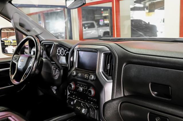 Used 2022 Chevrolet Silverado 2500 LTZ w/ LTZ Plus Package image 13