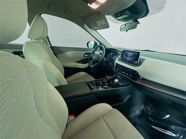 Used 2023 Nissan Rogue SV image 24