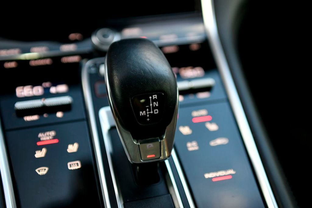 Used 2018 Porsche Panamera Turbo S image 61