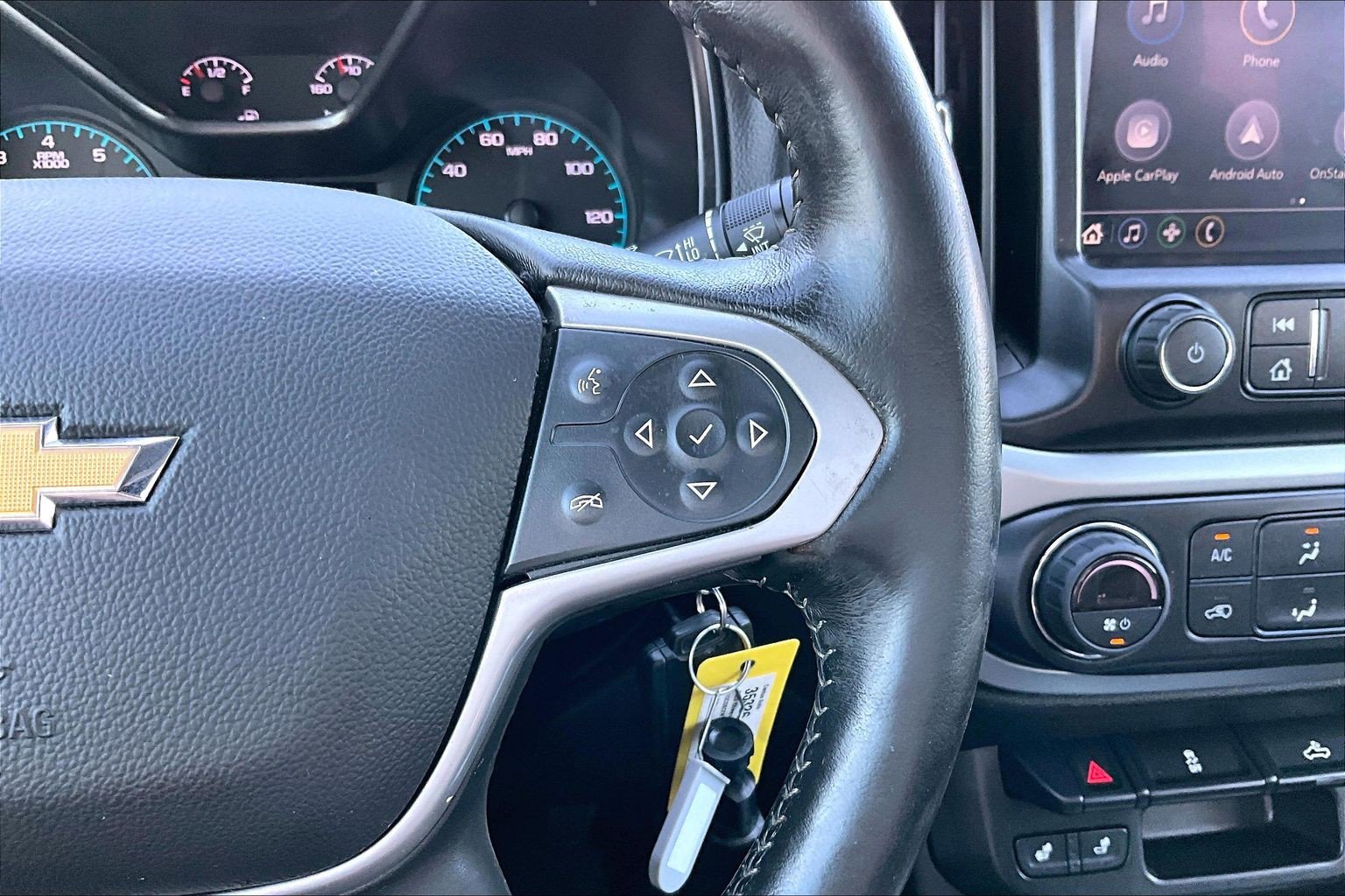 Used 2022 Chevrolet Colorado LT w/ Luxury Package RWD image 19