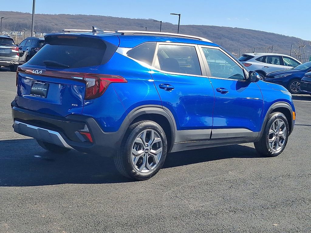 Certified 2024 Kia Seltos S image 6