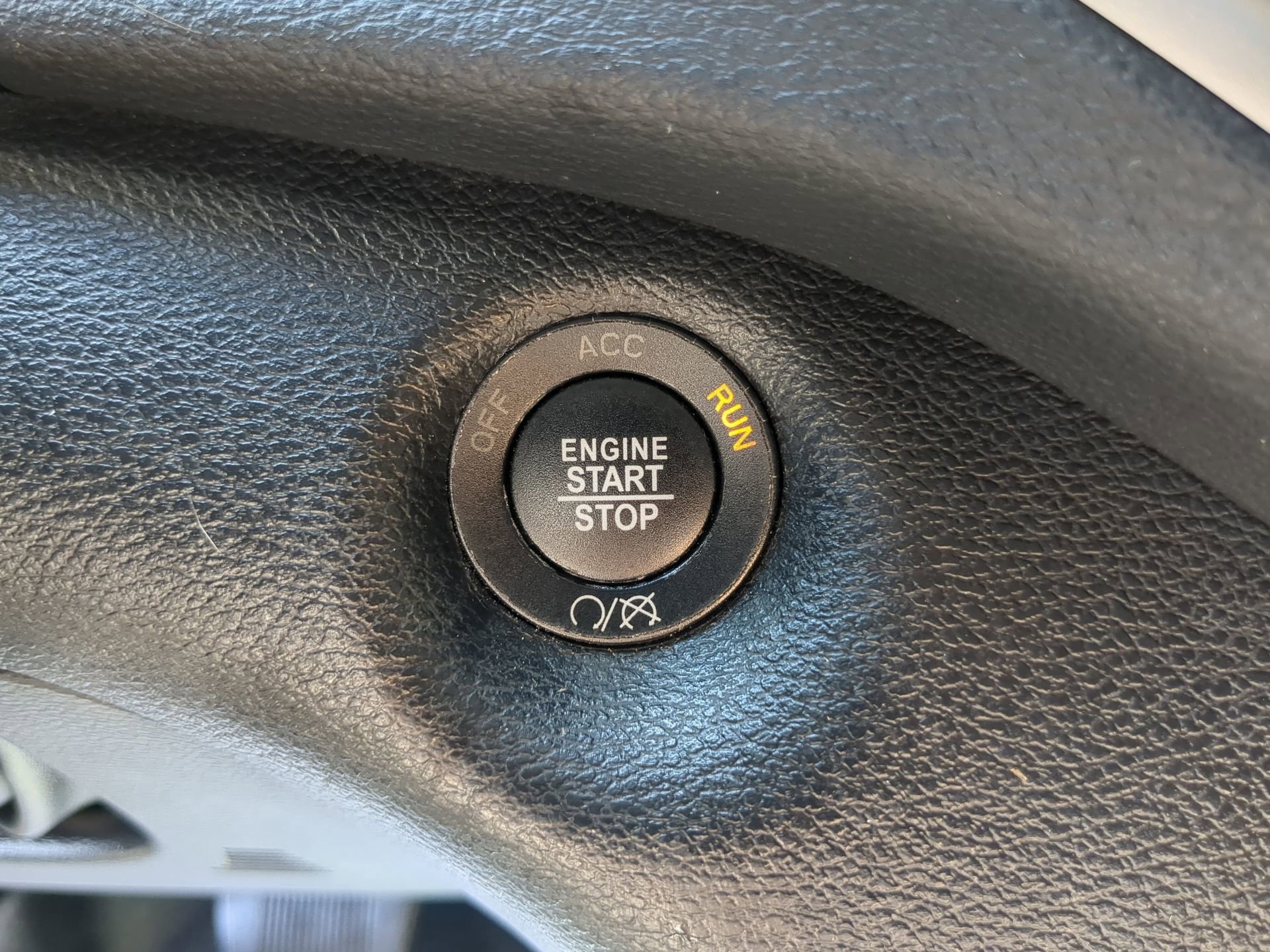 Used 2016 Jeep Cherokee Trailhawk w/ Comfort/Convenience Group image 63