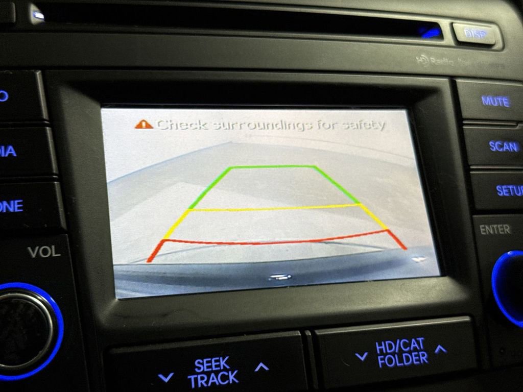 Used 2015 Hyundai Sonata Hybrid image 15