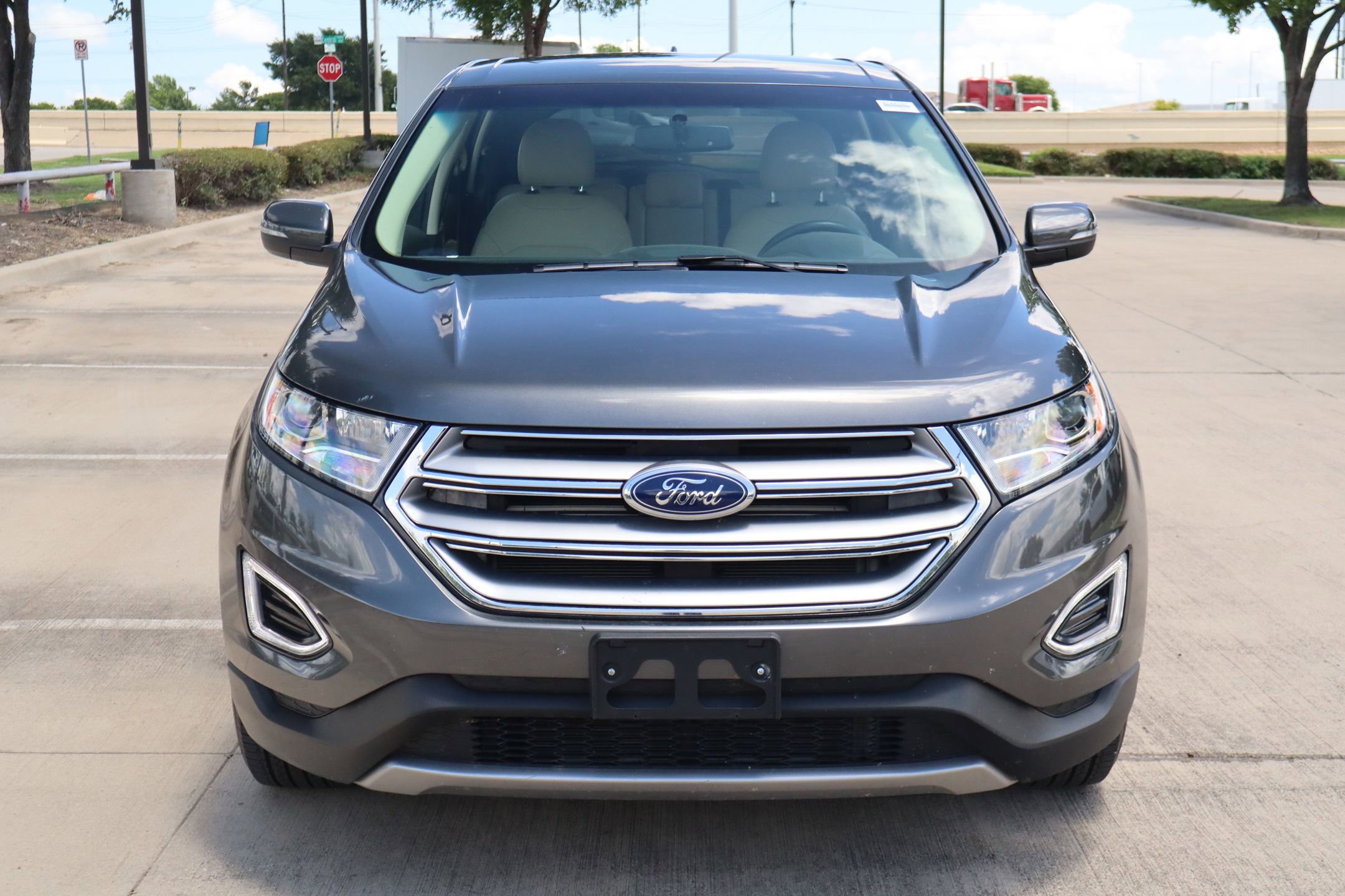 Used 2018 Ford Edge SEL w/ Equipment Group 201A FWD image 9
