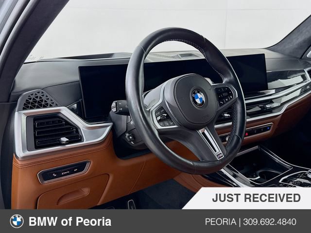 Used 2024 BMW X7 M60i w/ Executive Package image 9