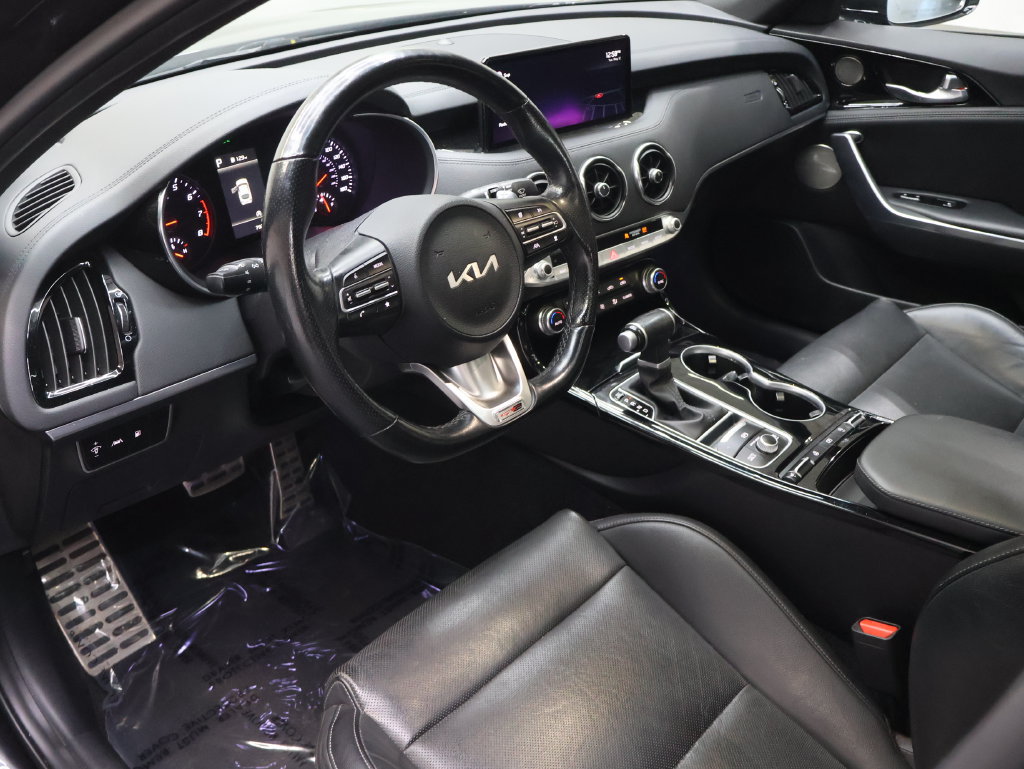 Used 2022 Kia Stinger GT-Line w/ Sun & Sound Package AWD/4WD image 17