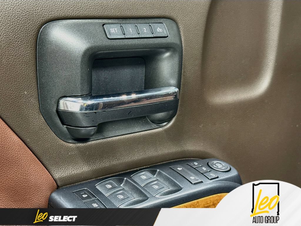 Used 2018 Chevrolet Silverado 1500 High Country AWD/4WD image 21