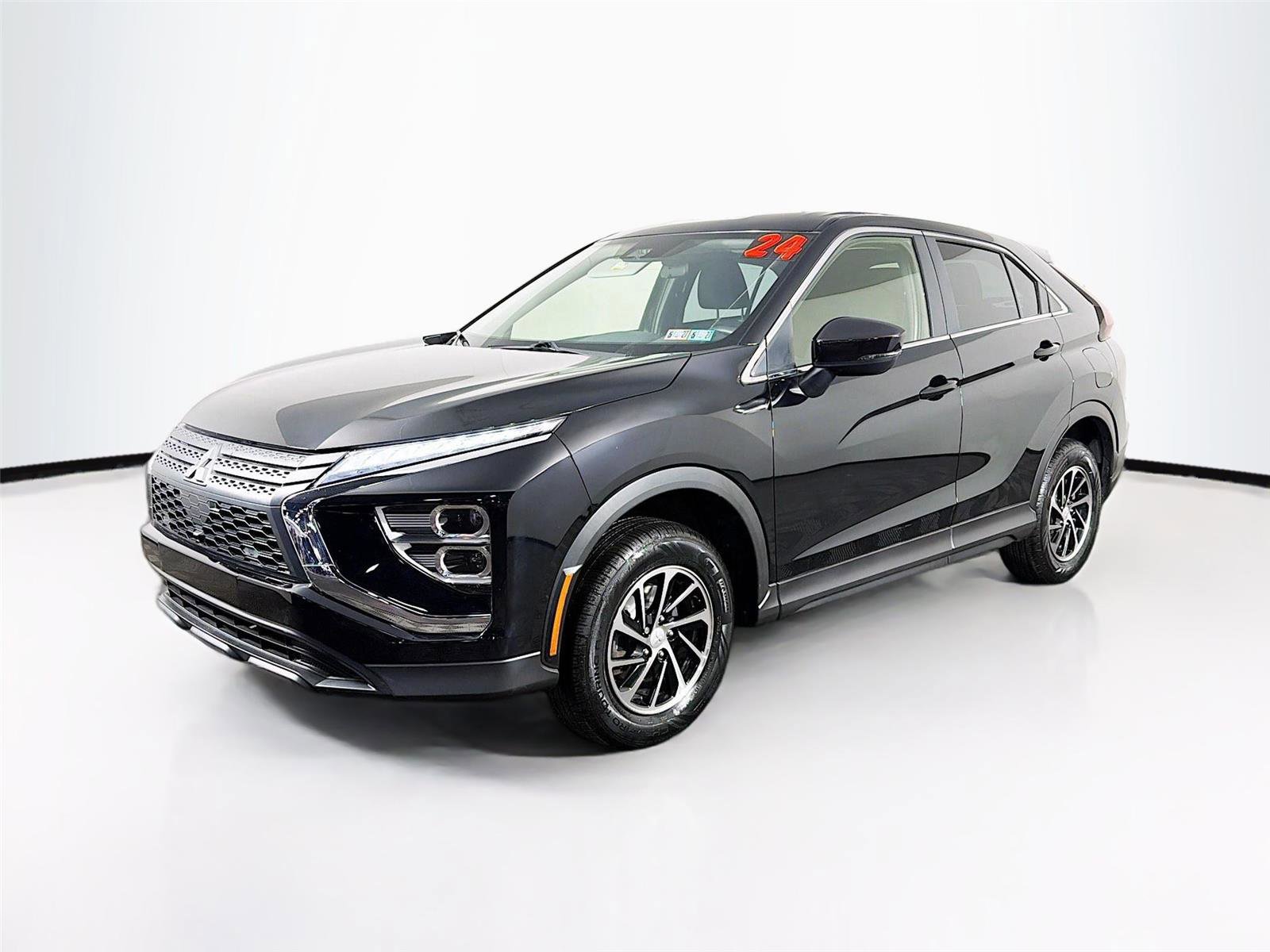 Used 2024 Mitsubishi Eclipse Cross ES AWD/4WD image 3