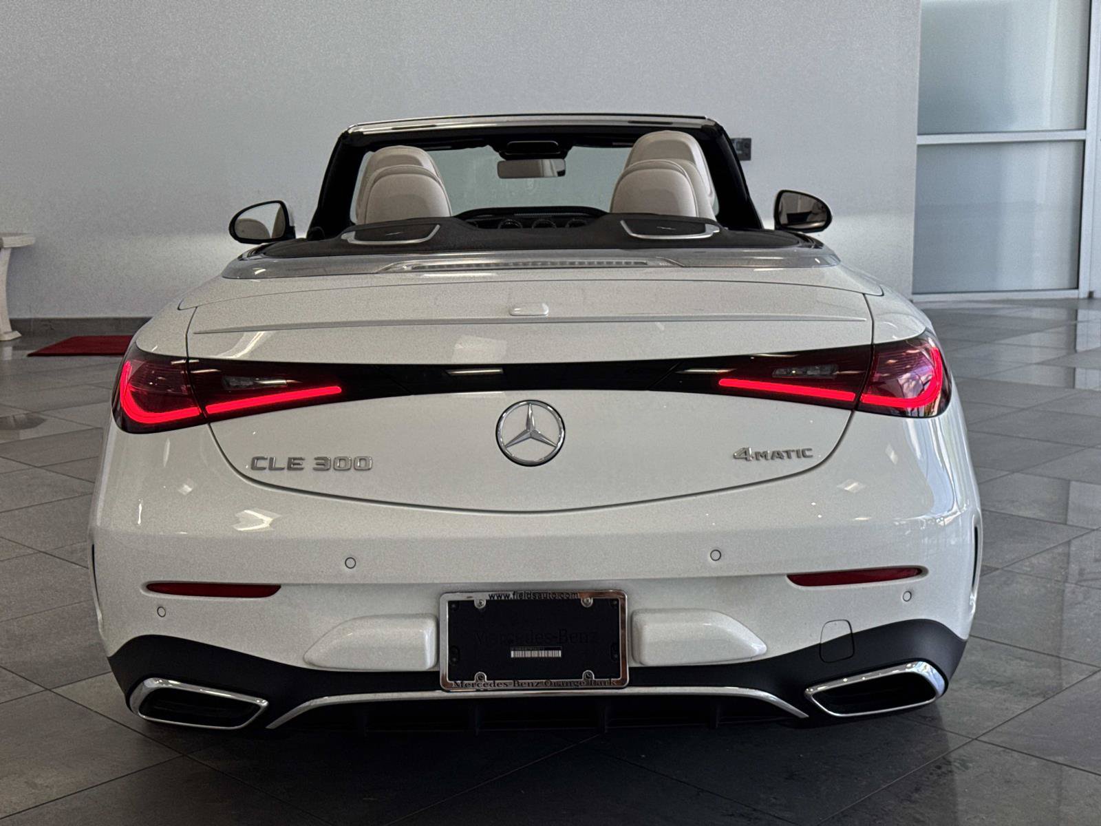 Certified 2024 Mercedes-Benz CLE 300 4MATIC Cabriolet image 23