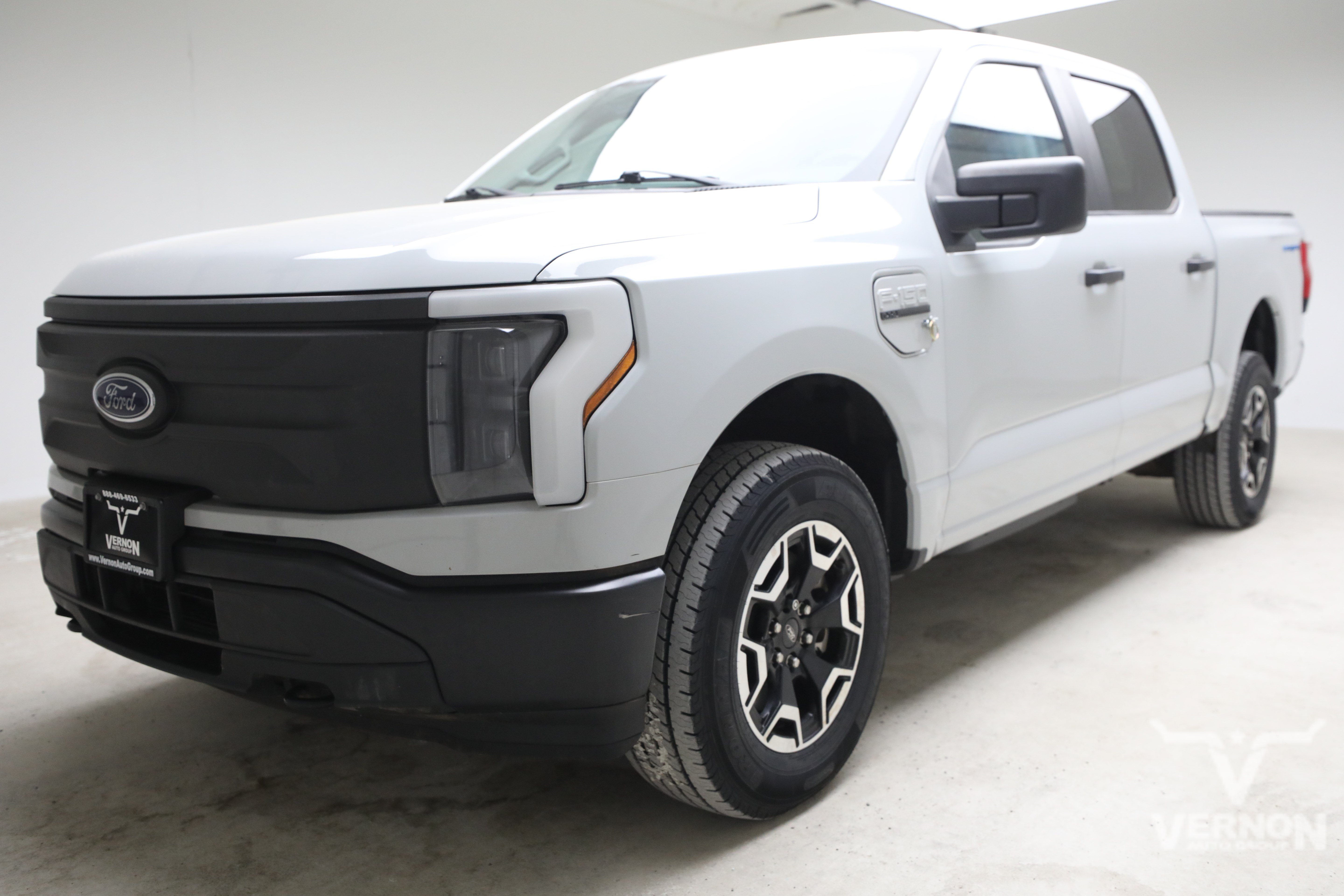 Used 2023 Ford F150 Lightning Pro AWD/4WD image 1