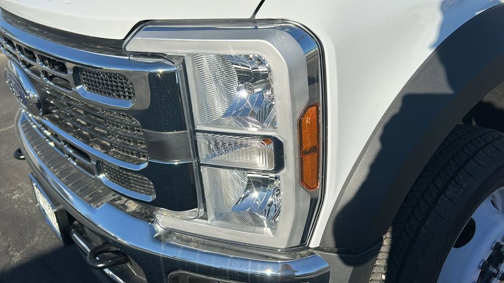 New 2024 Ford F450 XL w/ XL Chrome Package RWD image 4