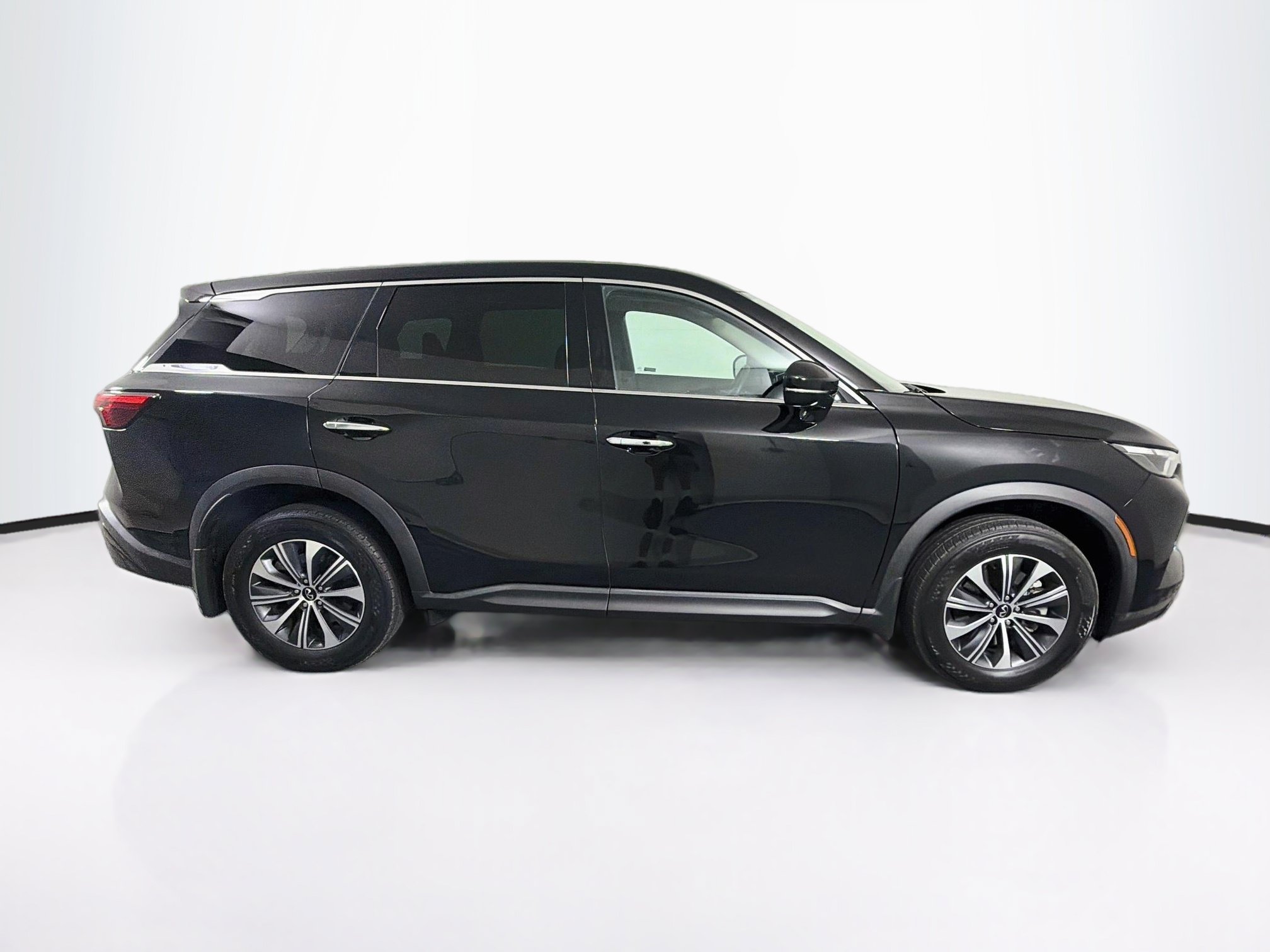 Used 2023 INFINITI QX60 Pure FWD image 10