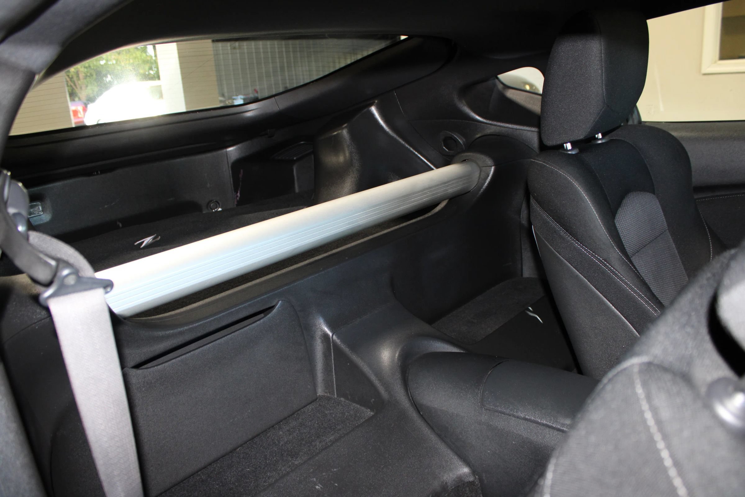 Used 2015 Nissan 370Z Coupe w/ Aerodynamics Package RWD image 25