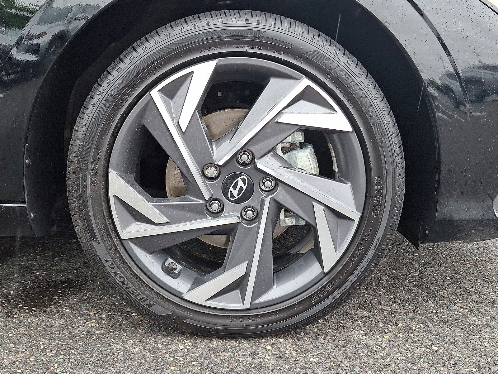 Certified 2025 Hyundai Elantra SEL image 8