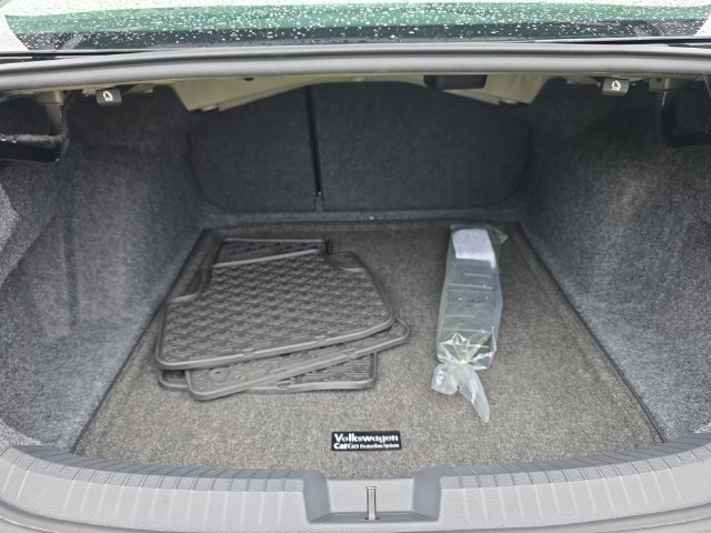 Certified 2023 Volkswagen Jetta S FWD image 23